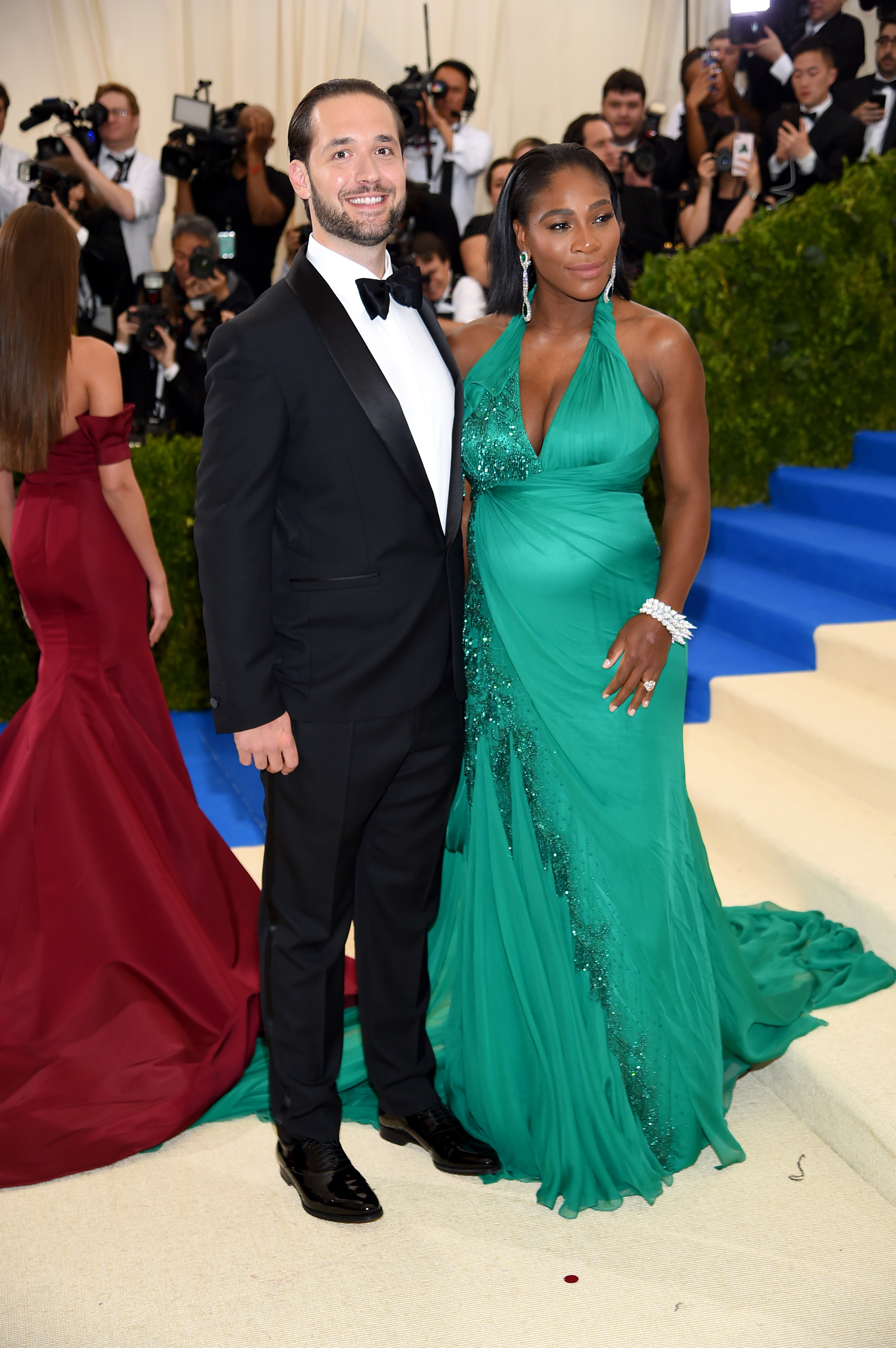 NEW YORK, NY - MAY 01:  Alexis Ohanian (L) and Serena Williams attend the "Rei Kawakubo/Comme des Garcons: Art Of The In-Between" Costume Institute Gala at Metropolitan Museum of Art on May 1, 2017 in New York City.  (Photo by Dimitrios Kambouris/Getty Images)