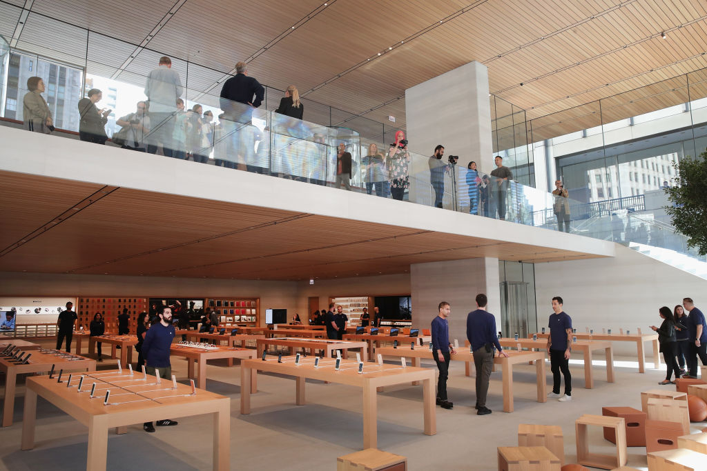 Apple previews it newest store located on Michigan Avenue along the Chicago River on October 19, 2017 in Chicago, Illinois. (Scott Olson/Getty Images)