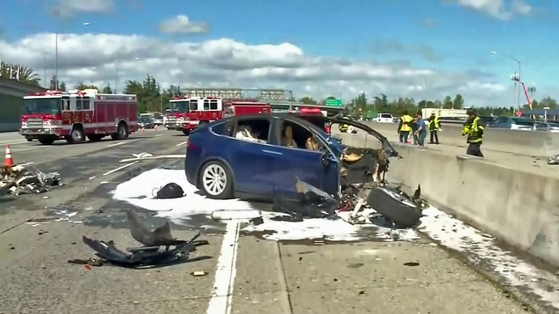 Investigators fault driver in Tesla Autopilot crash
