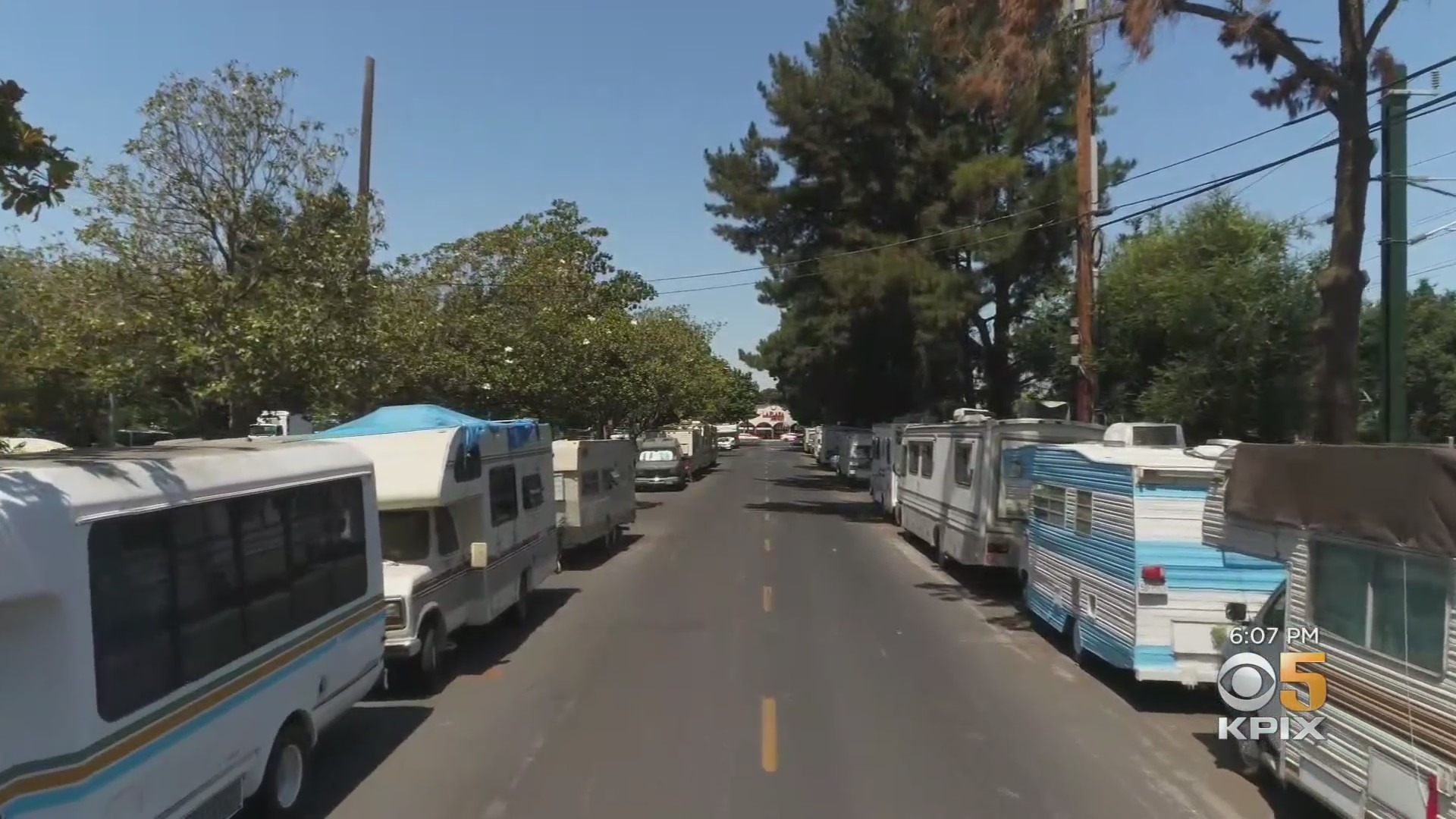 RVs parked on a street in Mountain View. (CBS)