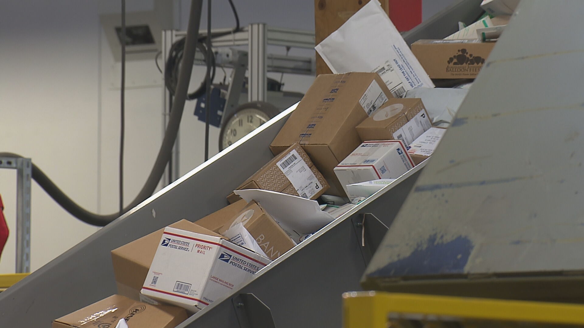 USPS Slowdown: Why You Should Expect Longer Mail Delivery Times This Holiday Season