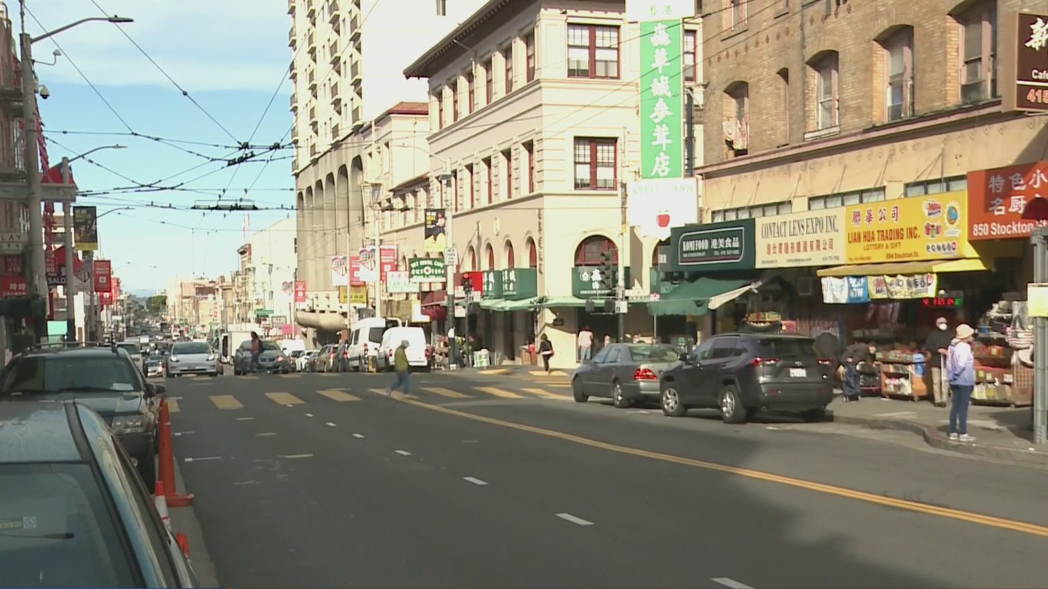 Stockton Street in San Francisco's Chinatown. (CBS)