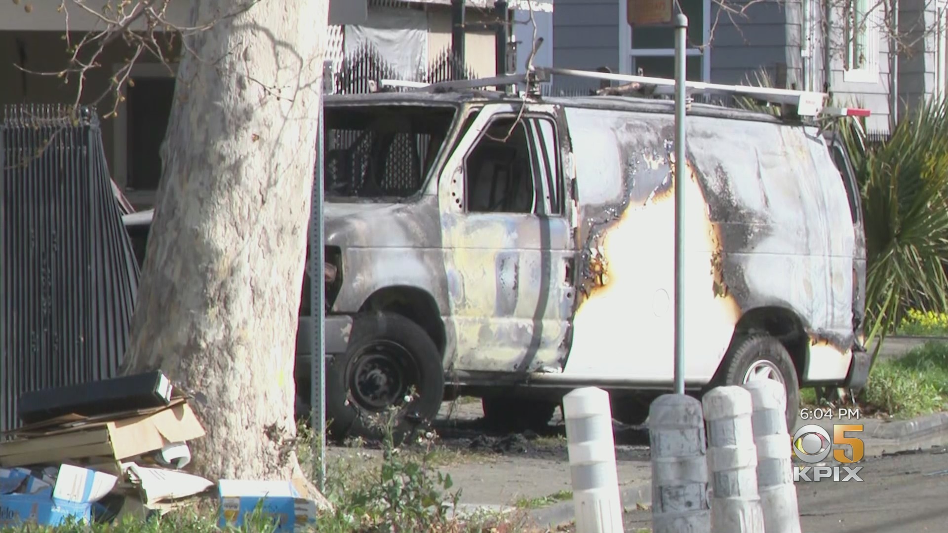 UPDATE: Driver Of Stolen Van Dies In Fiery Crash In East Oakland Neighborhood; 2 Officers Hurt