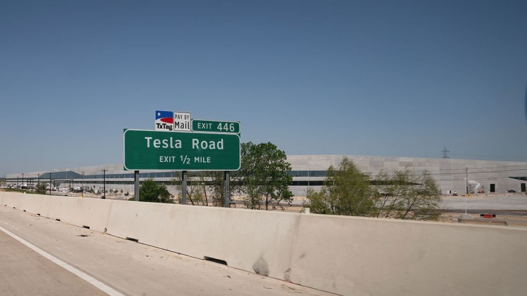Tesla Opens New Texas ‘Gigafactory’ With Massive Invitation-Only Party